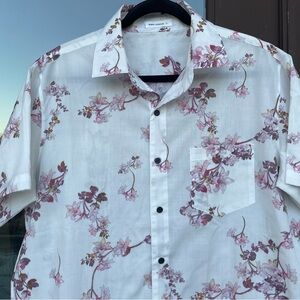 TWO-SIDED Brand White w/ Red/Pink Floral Button-Down Shirt XL